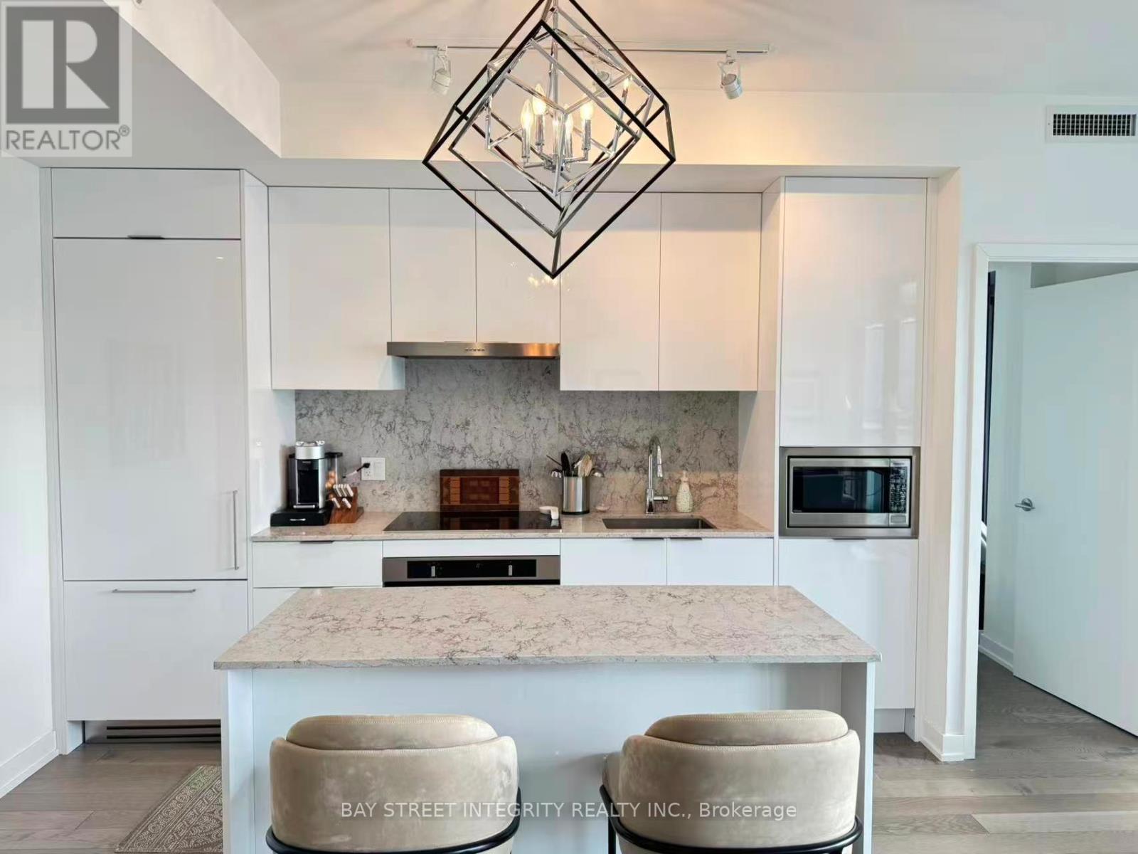 3906 - 20 Lombard Street, Toronto, ON - Indoor Photo Showing Kitchen With Upgraded Kitchen