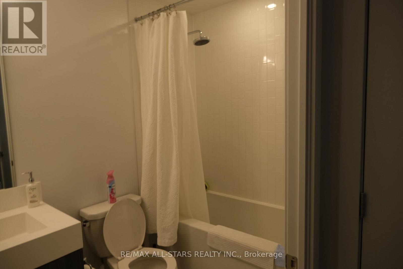 1007 - 130 River Street, Toronto, ON - Indoor Photo Showing Bathroom