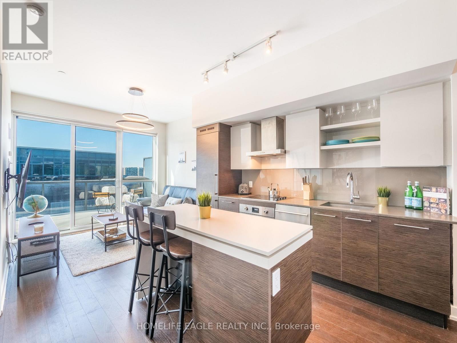Ph02 - 1030 King Street W, Toronto, ON - Indoor Photo Showing Kitchen