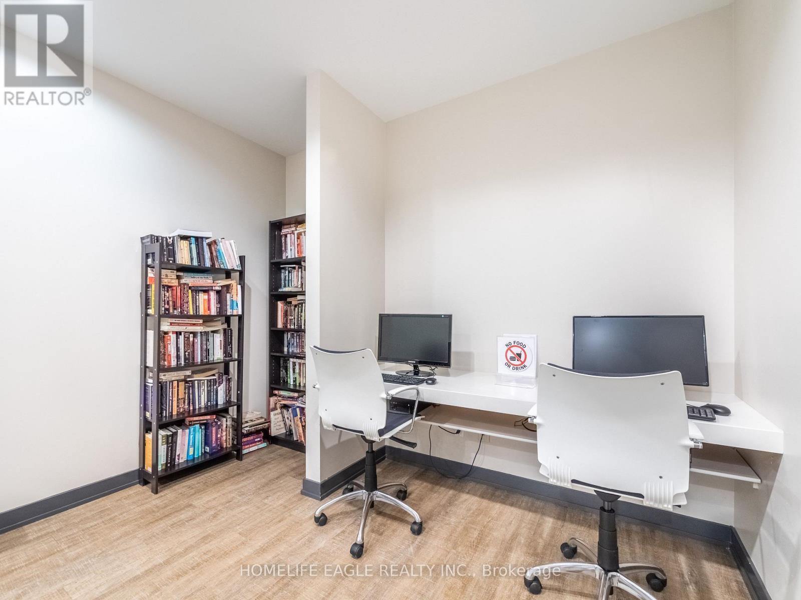 Ph02 - 1030 King Street W, Toronto, ON - Indoor Photo Showing Office