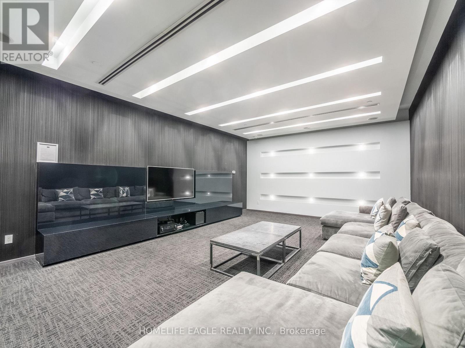 Ph02 - 1030 King Street W, Toronto, ON - Indoor Photo Showing Other Room