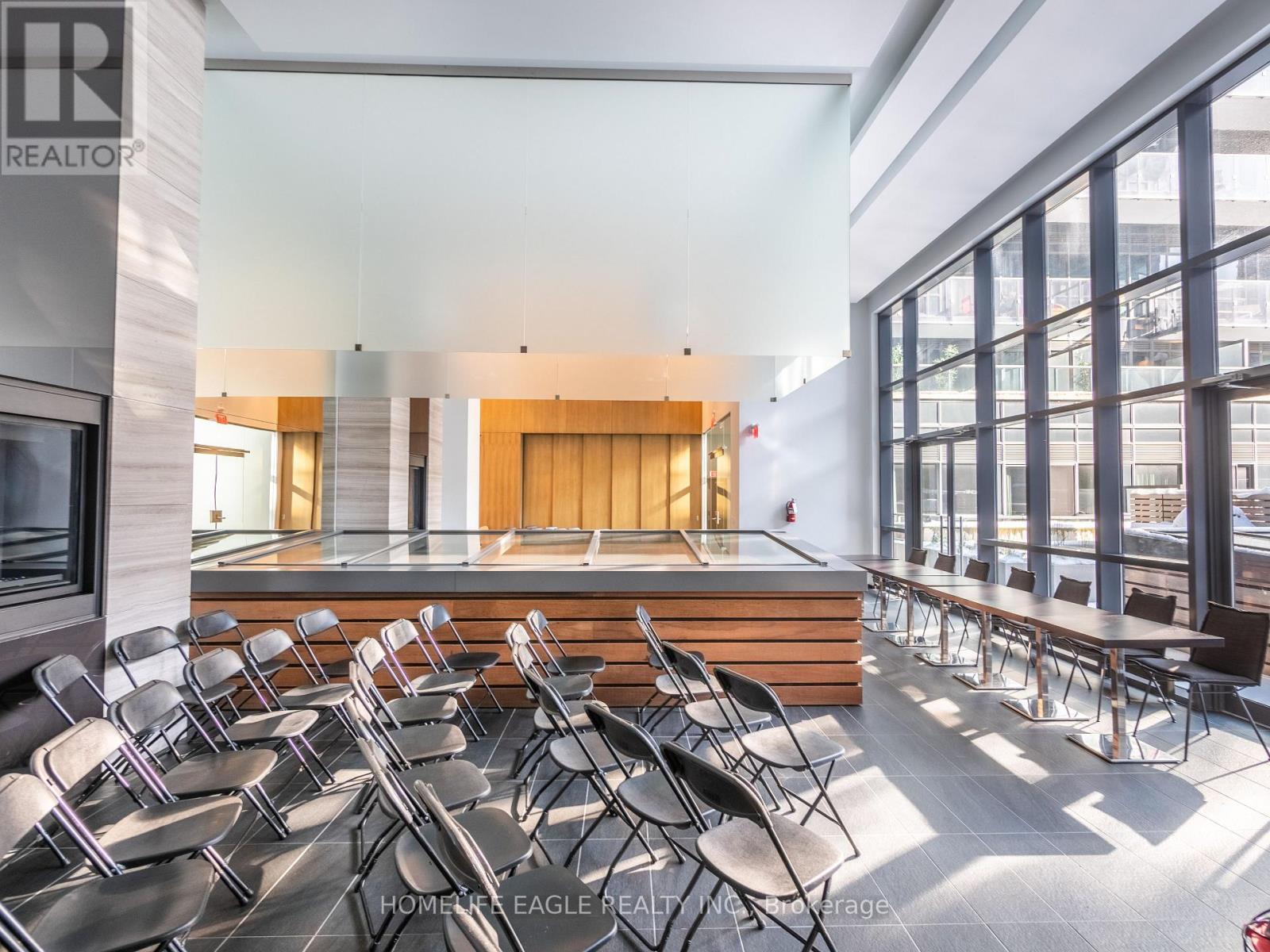 Ph02 - 1030 King Street W, Toronto, ON - Indoor Photo Showing Other Room