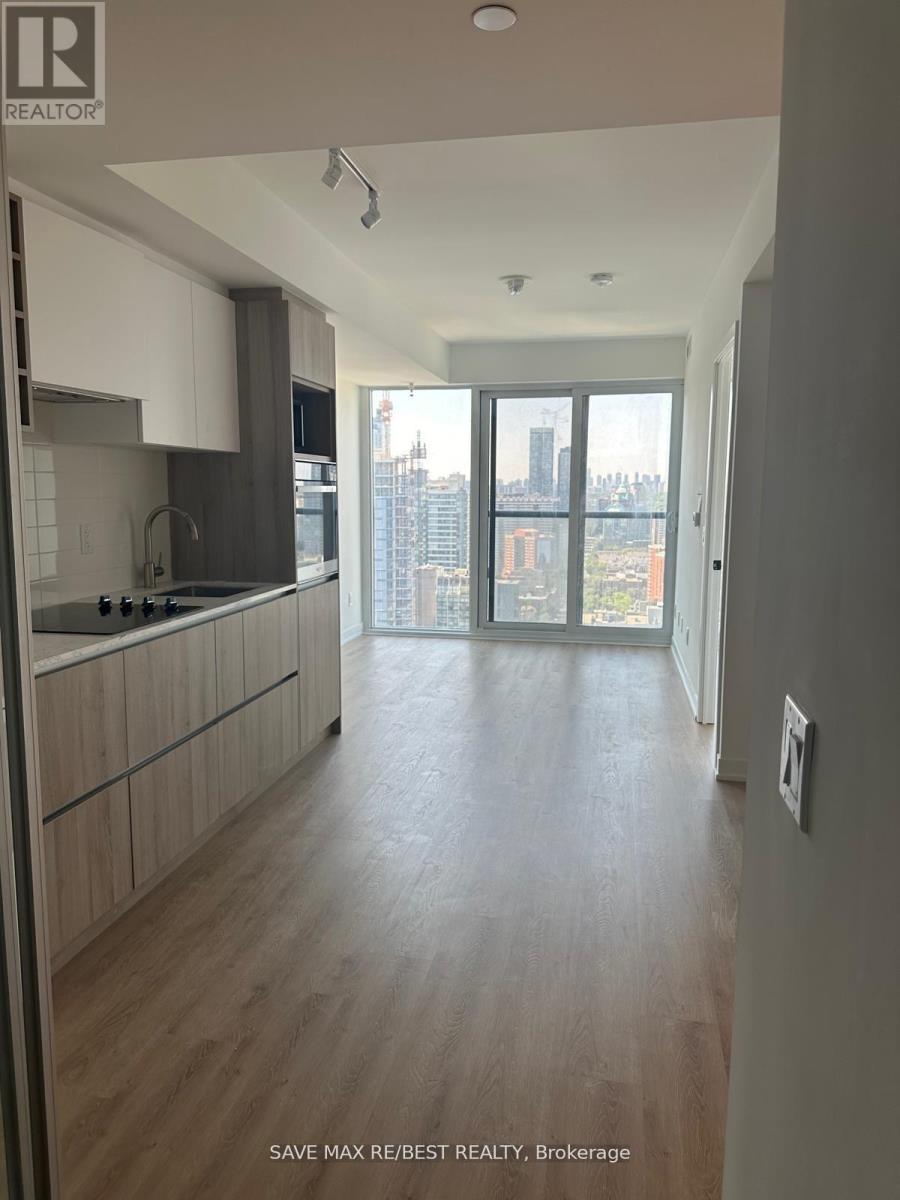 3707 - 319 Jarvis Street, Toronto, ON - Indoor Photo Showing Kitchen