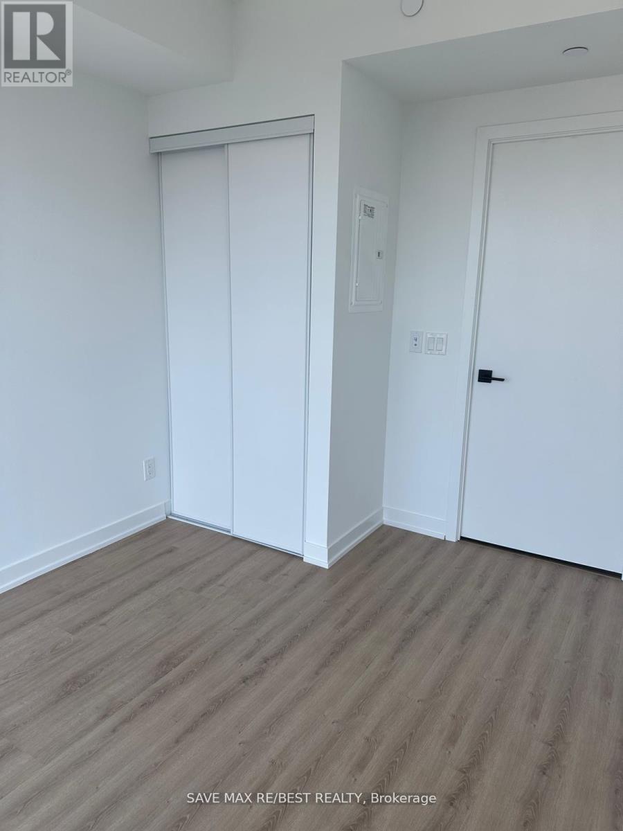 3707 - 319 Jarvis Street, Toronto, ON - Indoor Photo Showing Other Room