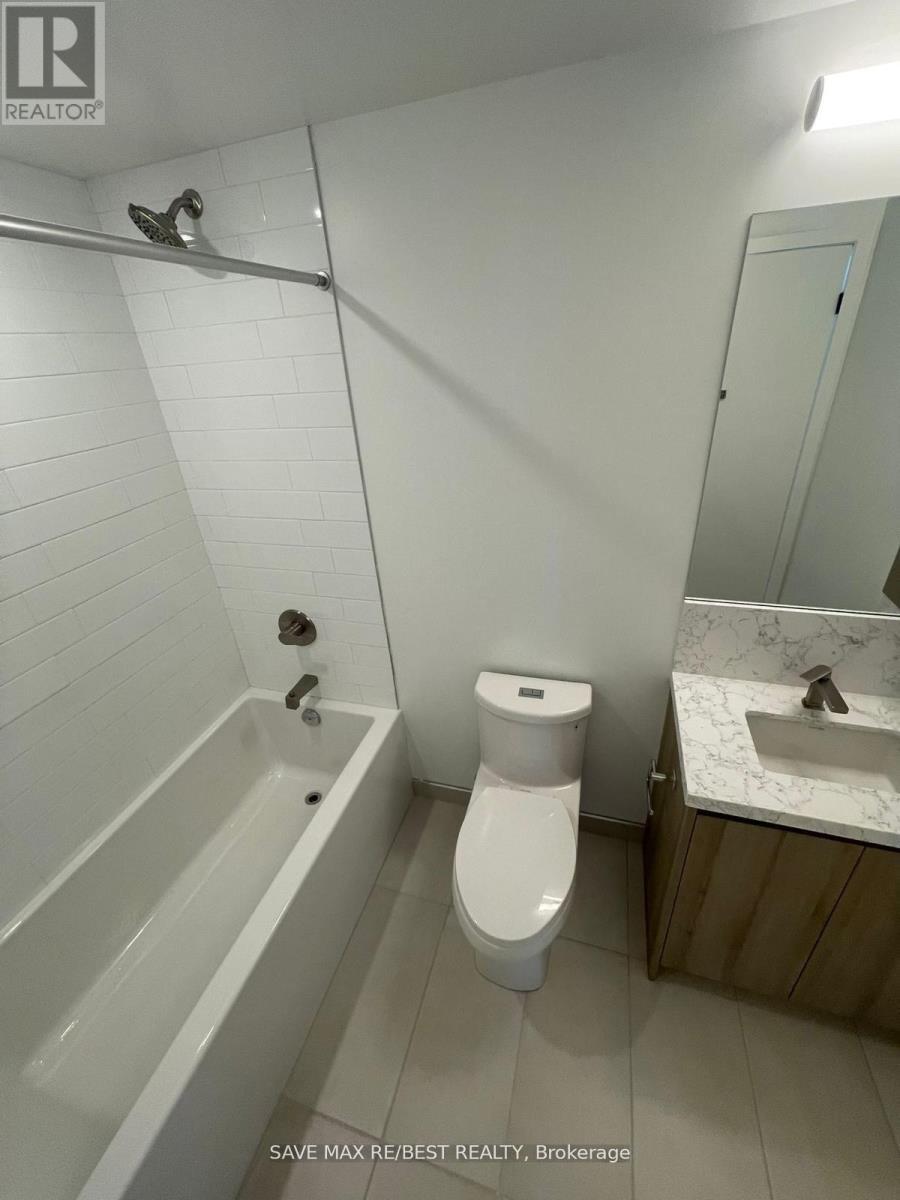 3707 - 319 Jarvis Street, Toronto, ON - Indoor Photo Showing Bathroom