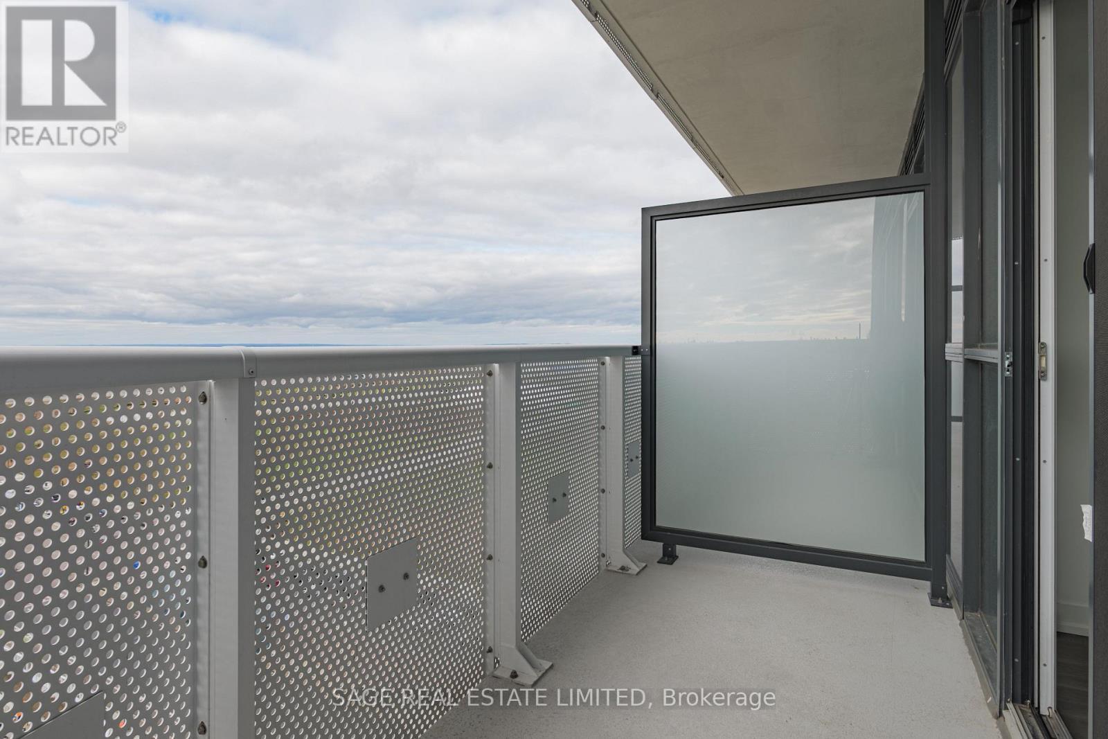 1515 - 8 Interchange Way, Vaughan, ON - Outdoor With Deck Patio Veranda With Exterior