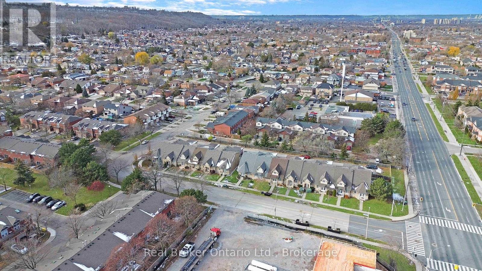 47 Dynasty Avenue, Hamilton (Stoney Creek), ON - Outdoor With View