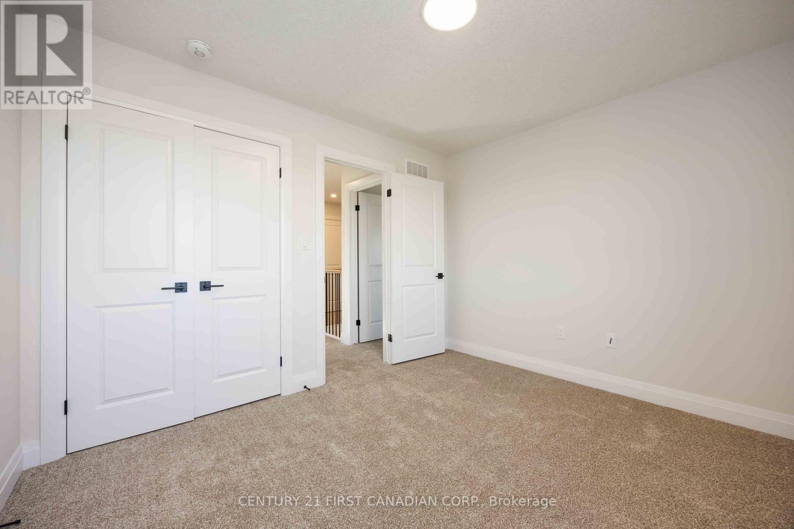 7 Doerr Court, North Middlesex (Ailsa Craig), ON - Indoor Photo Showing Other Room