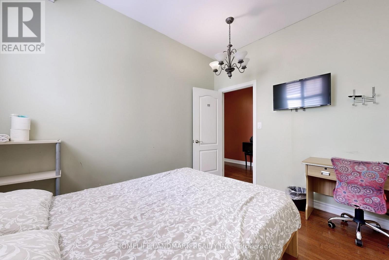72 Branstone Road, Toronto, ON - Indoor Photo Showing Bedroom