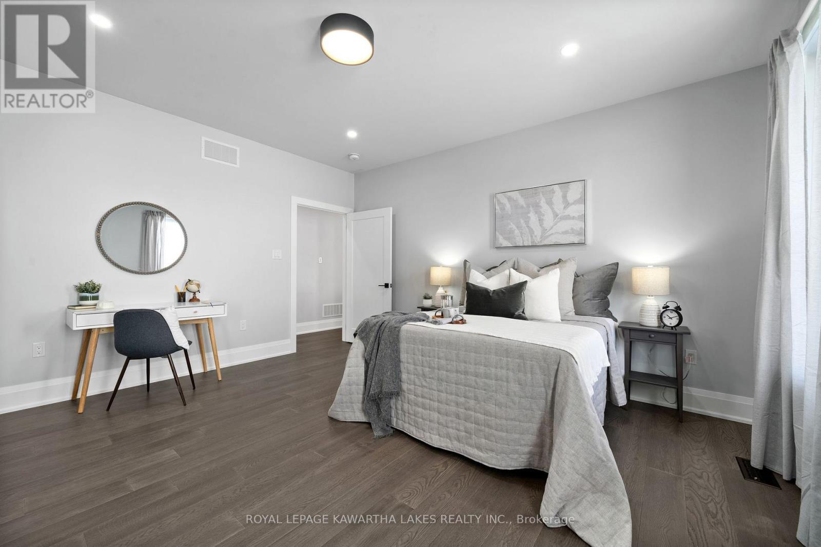 1270 County Road 121, Kawartha Lakes (Verulam), ON - Indoor Photo Showing Bedroom