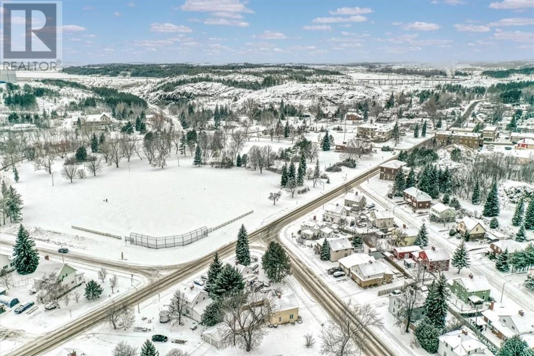 4 Balsam Street, Copper Cliff, ON - Outdoor With View