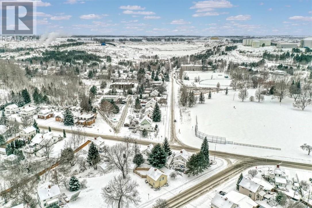 4 Balsam Street, Copper Cliff, ON - Outdoor With View