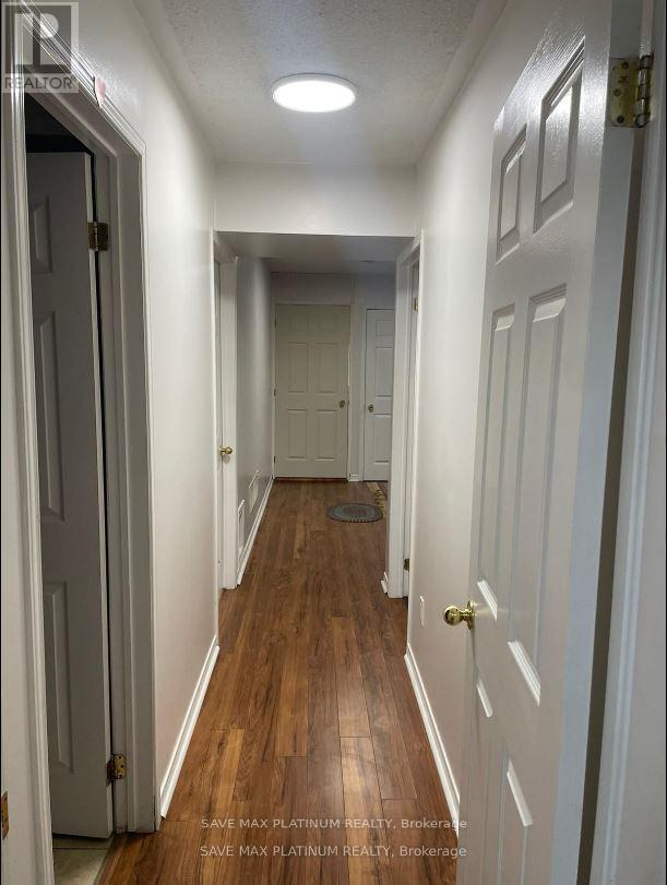 24 Limerick Lane, Brantford, ON - Indoor Photo Showing Other Room