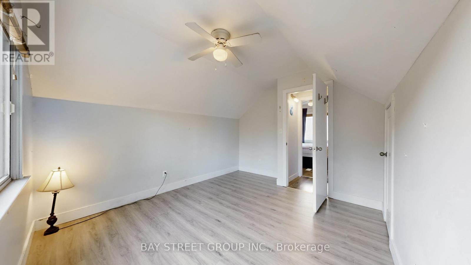 24 Empire Street, London East, ON - Indoor Photo Showing Other Room