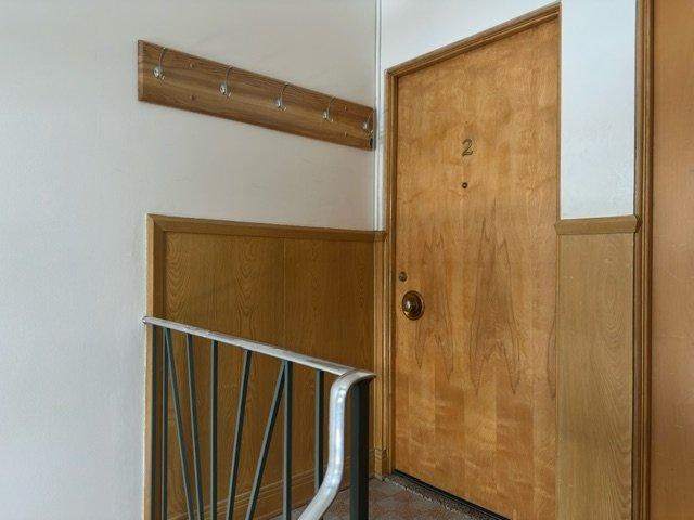 Staircase - 2-10620 Av. D'Auteuil, Montréal (Ahuntsic-Cartierville), QC - Indoor Photo Showing Other Room