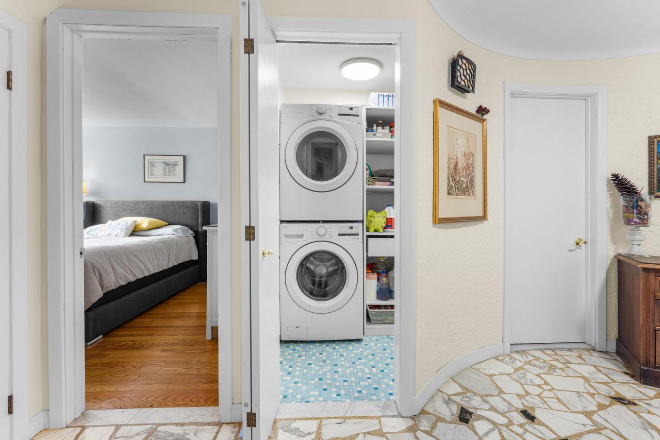 Laundry room - 6250 - 6254 Av. De La Mayenne, Montréal (Anjou), QC - Indoor Photo Showing Laundry Room
