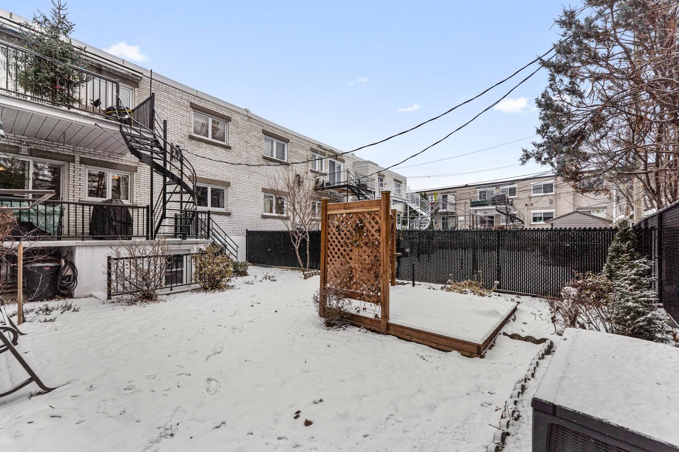 Backyard - 6250 - 6254 Av. De La Mayenne, Montréal (Anjou), QC - Outdoor