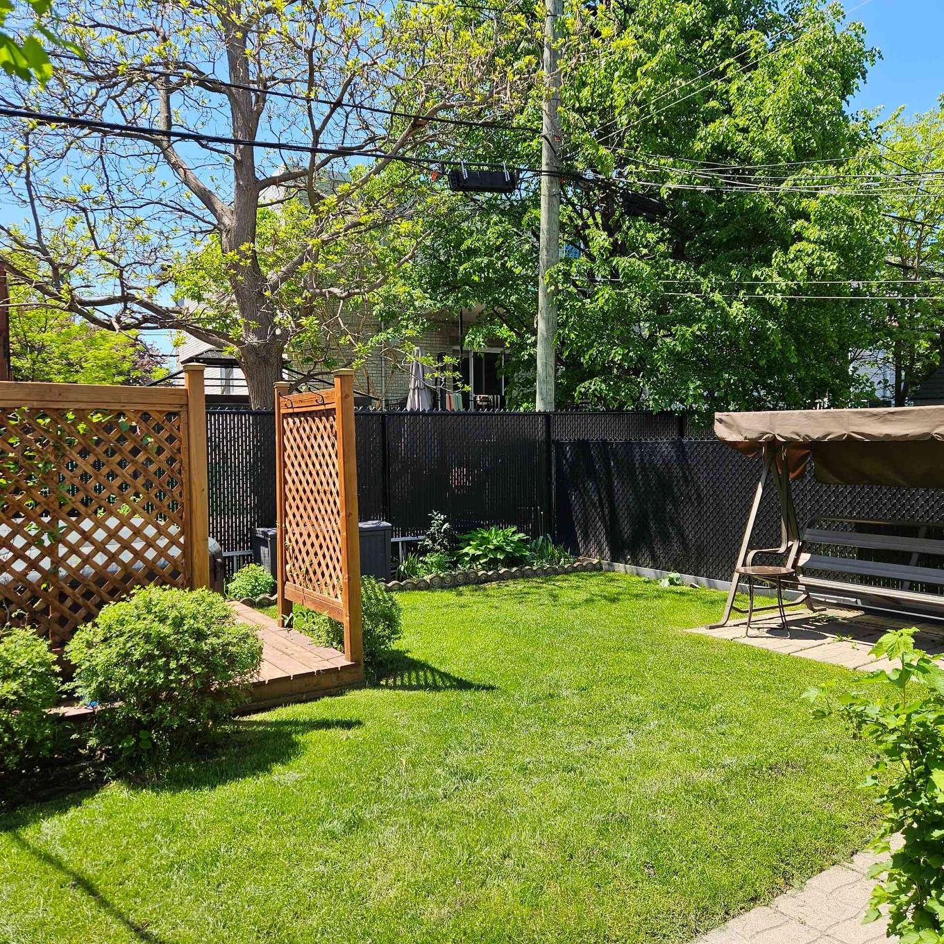 Backyard - 6250 - 6254 Av. De La Mayenne, Montréal (Anjou), QC - Outdoor