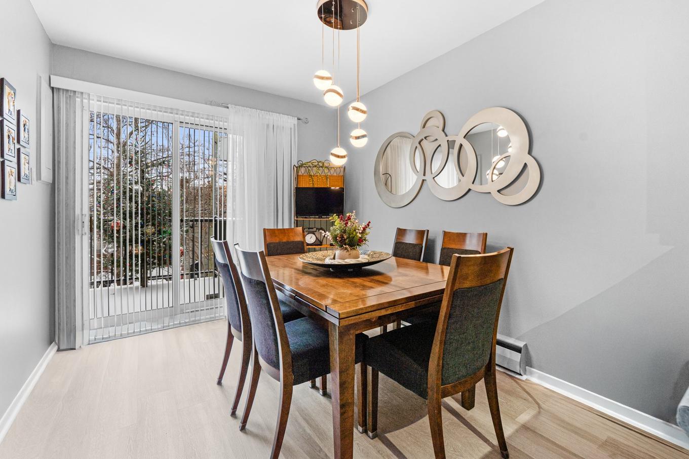 Dining room - 6250 - 6254 Av. De La Mayenne, Montréal (Anjou), QC - Indoor Photo Showing Dining Room