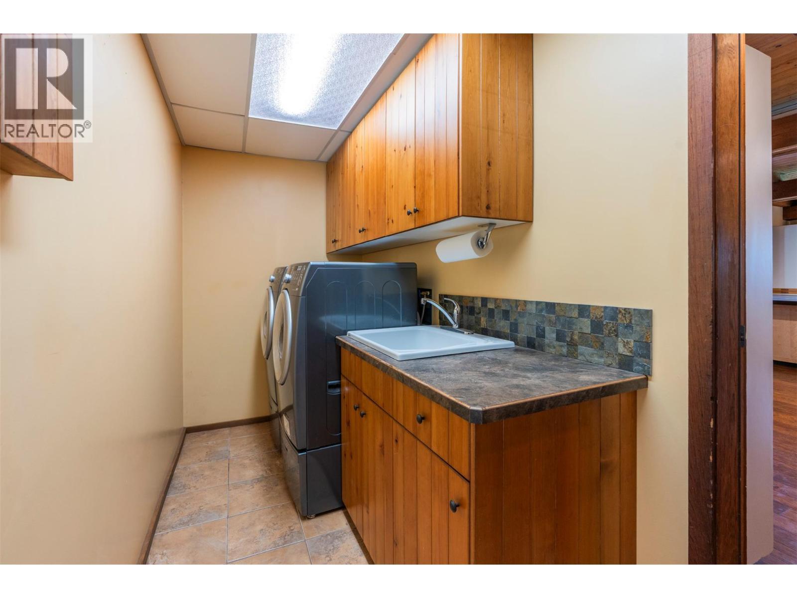 1099 Enderby Mabel Lake Road, Enderby, BC - Indoor Photo Showing Laundry Room