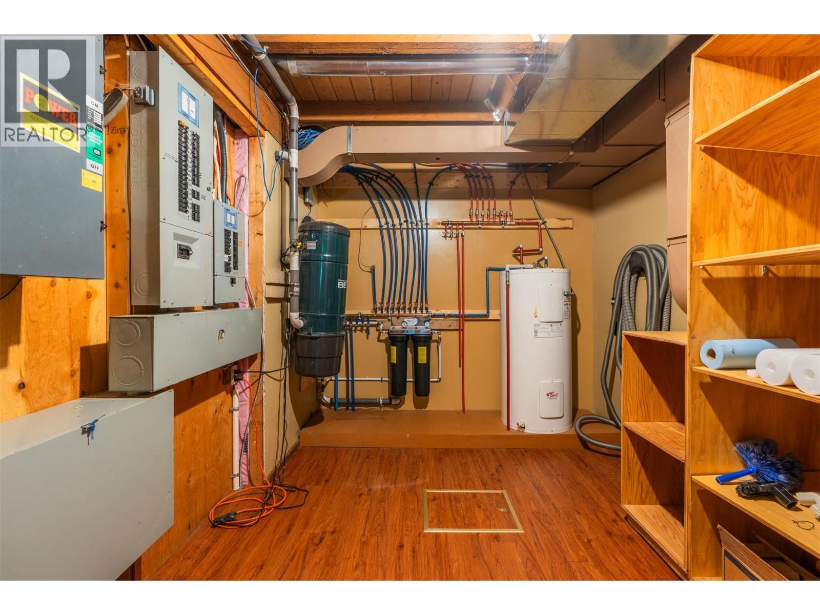 1099 Enderby Mabel Lake Road, Enderby, BC - Indoor Photo Showing Basement