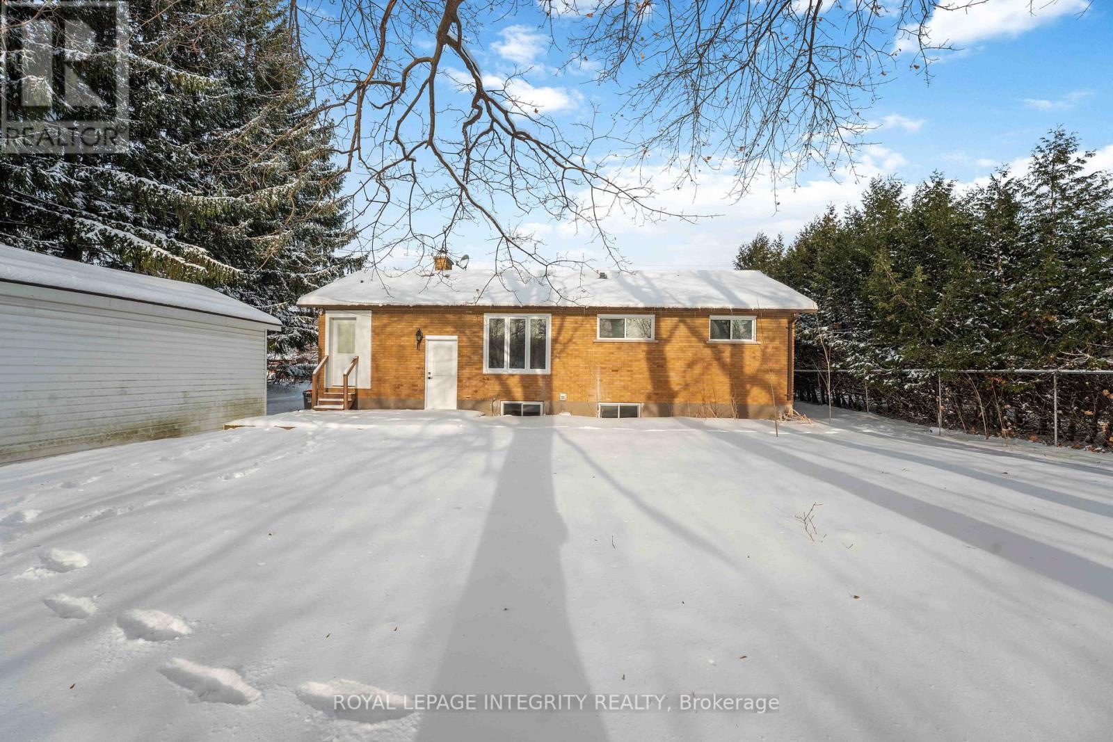 B - 35 Sherry Lane, Ottawa, ON - Outdoor