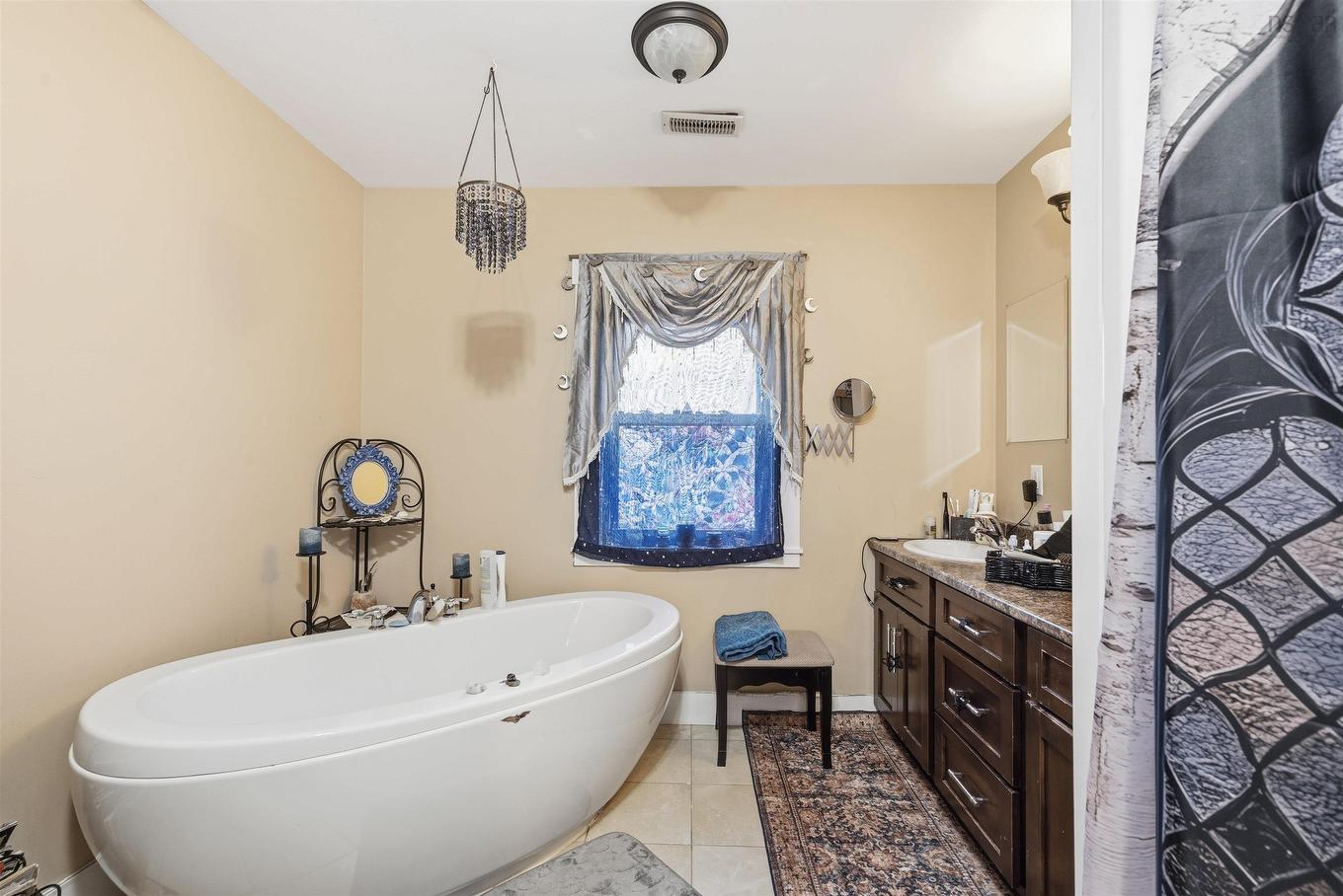 6737 Huron Street, Halifax Peninsula, NS