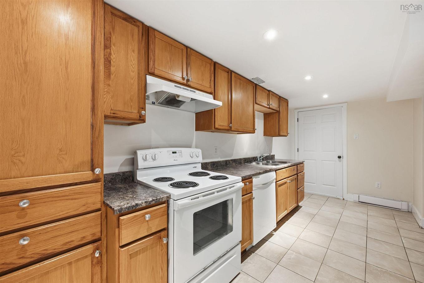 6737 Huron Street, Halifax Peninsula, NS