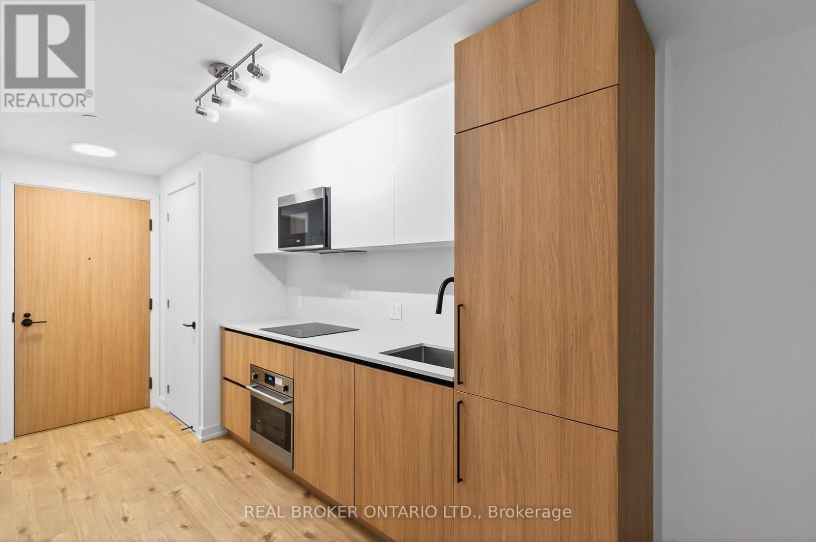 313 - 35 Parliament Street, Toronto, ON