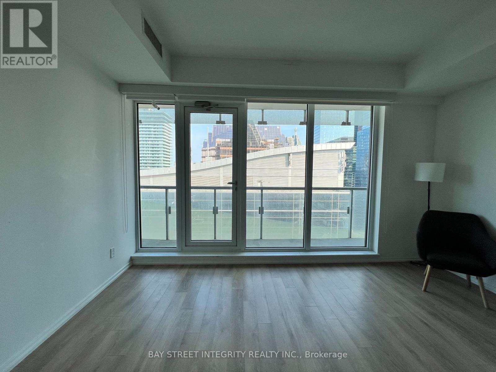 2406 - 197 Yonge Street, Toronto, ON - Indoor Photo Showing Other Room