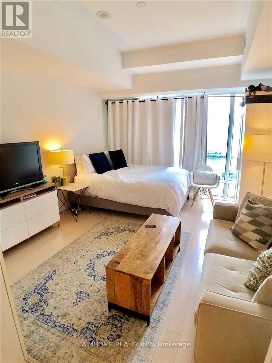 903 - 8 The Esplanade Boulevard, Toronto, ON - Indoor Photo Showing Bedroom