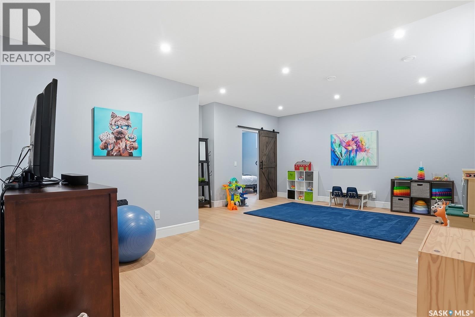 359 Mahabir Court, Saskatoon, SK - Indoor Photo Showing Other Room