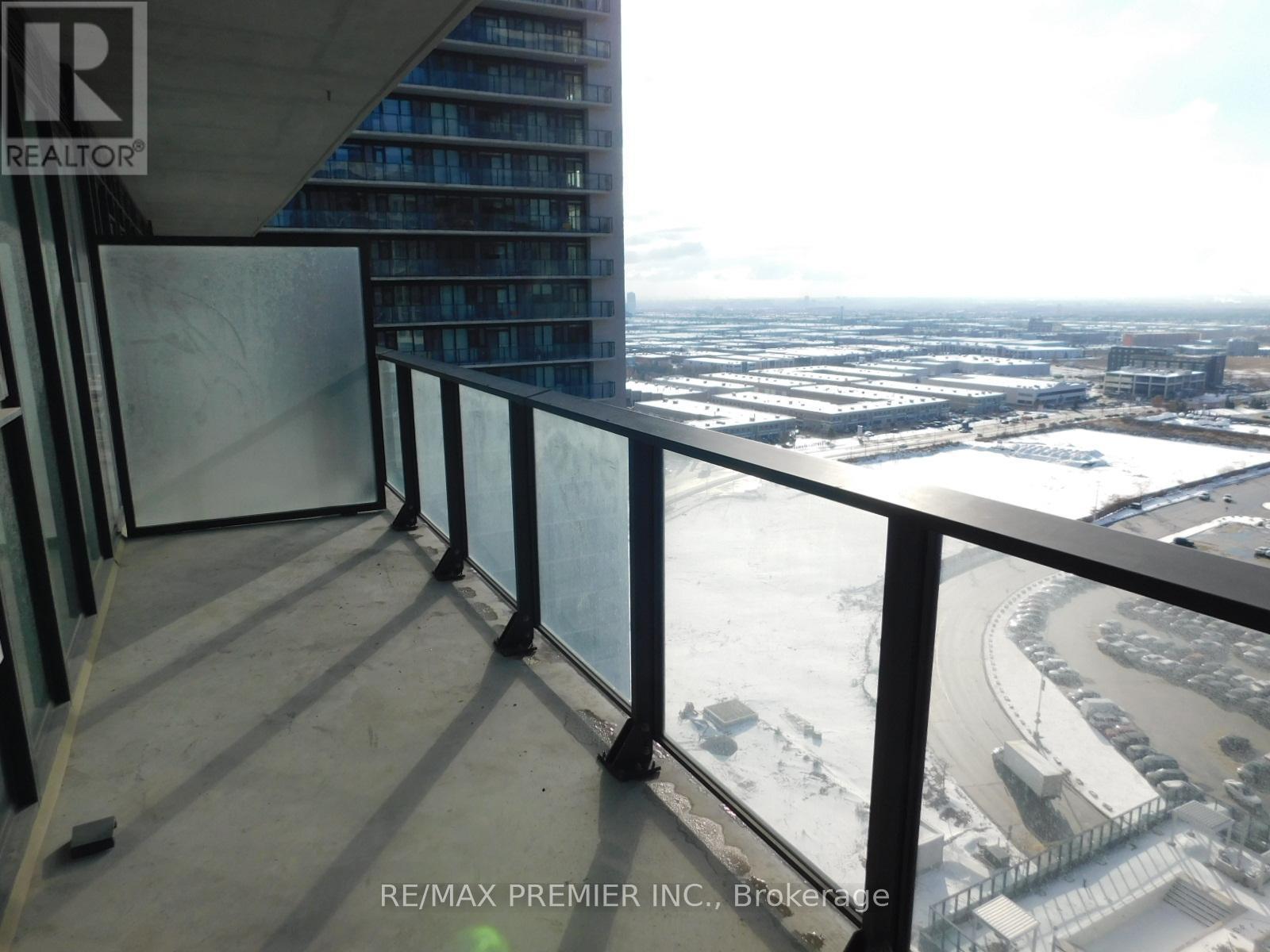 2001 - 8960 Jane Street, Vaughan, ON - Outdoor With Balcony With View
