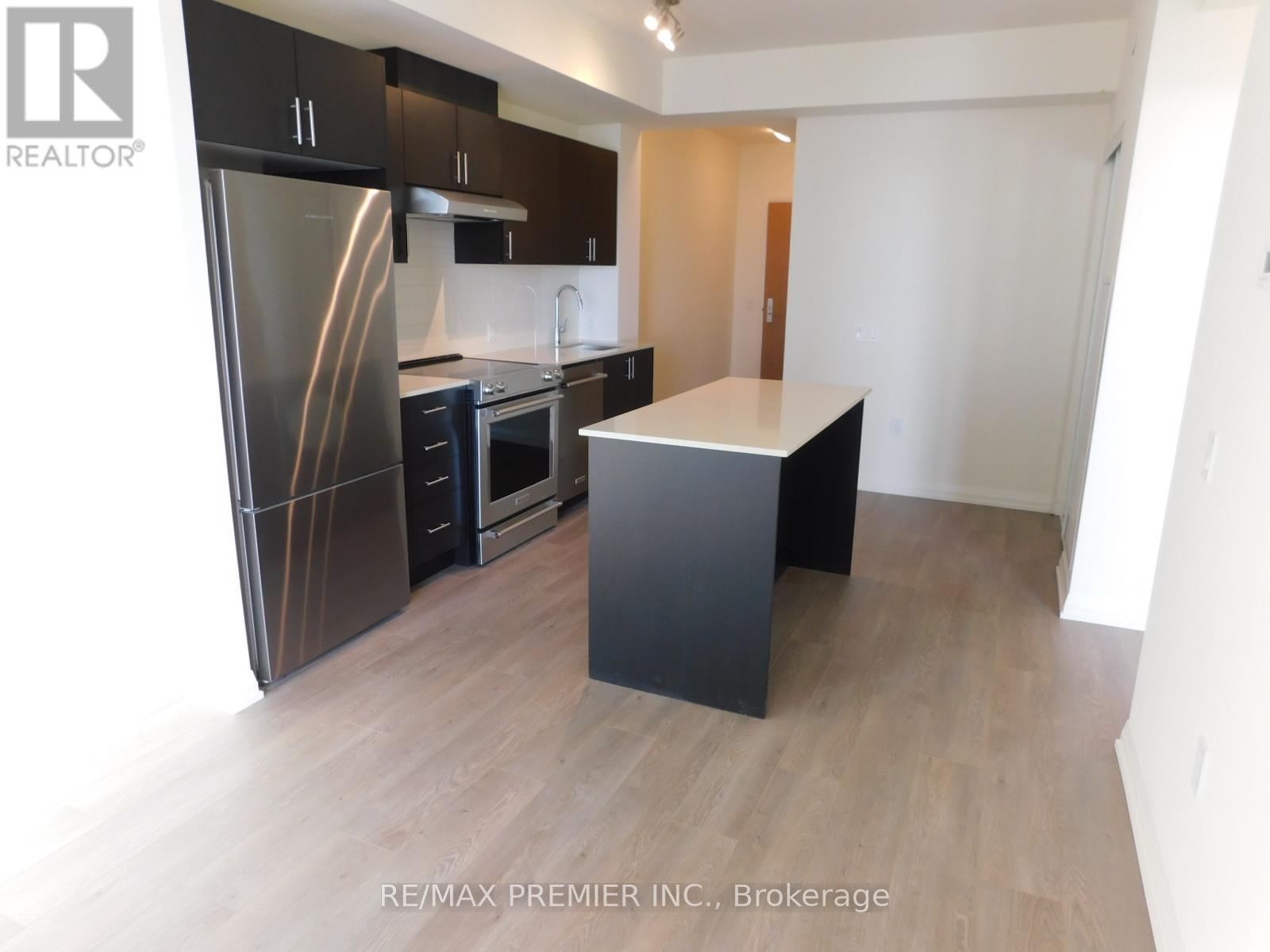 2001 - 8960 Jane Street, Vaughan, ON - Indoor Photo Showing Kitchen With Stainless Steel Kitchen