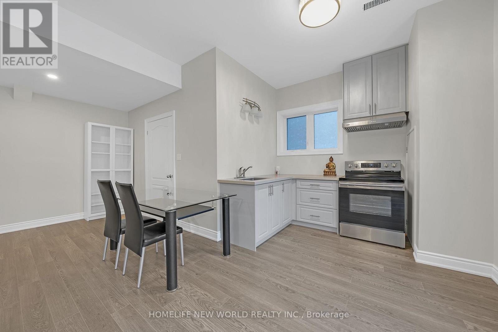 10 Stancroft Drive, Richmond Hill, ON - Indoor