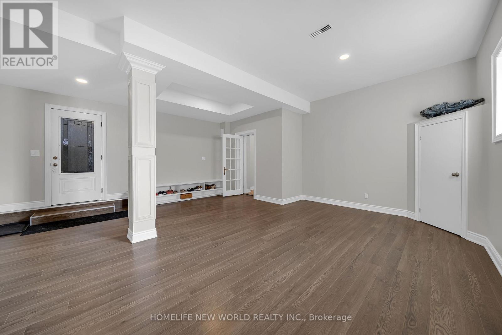 10 Stancroft Drive, Richmond Hill, ON - Indoor Photo Showing Other Room