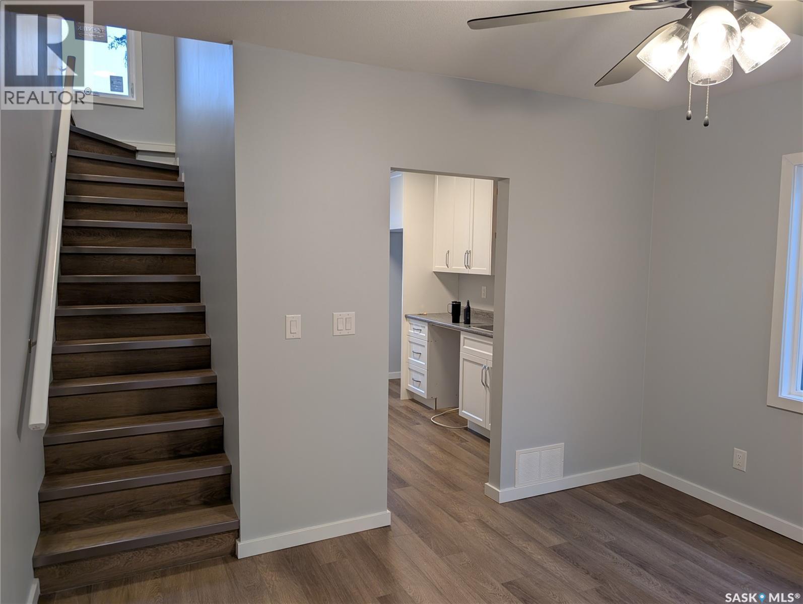 102 32Nd Street W, Saskatoon, SK - Indoor Photo Showing Other Room