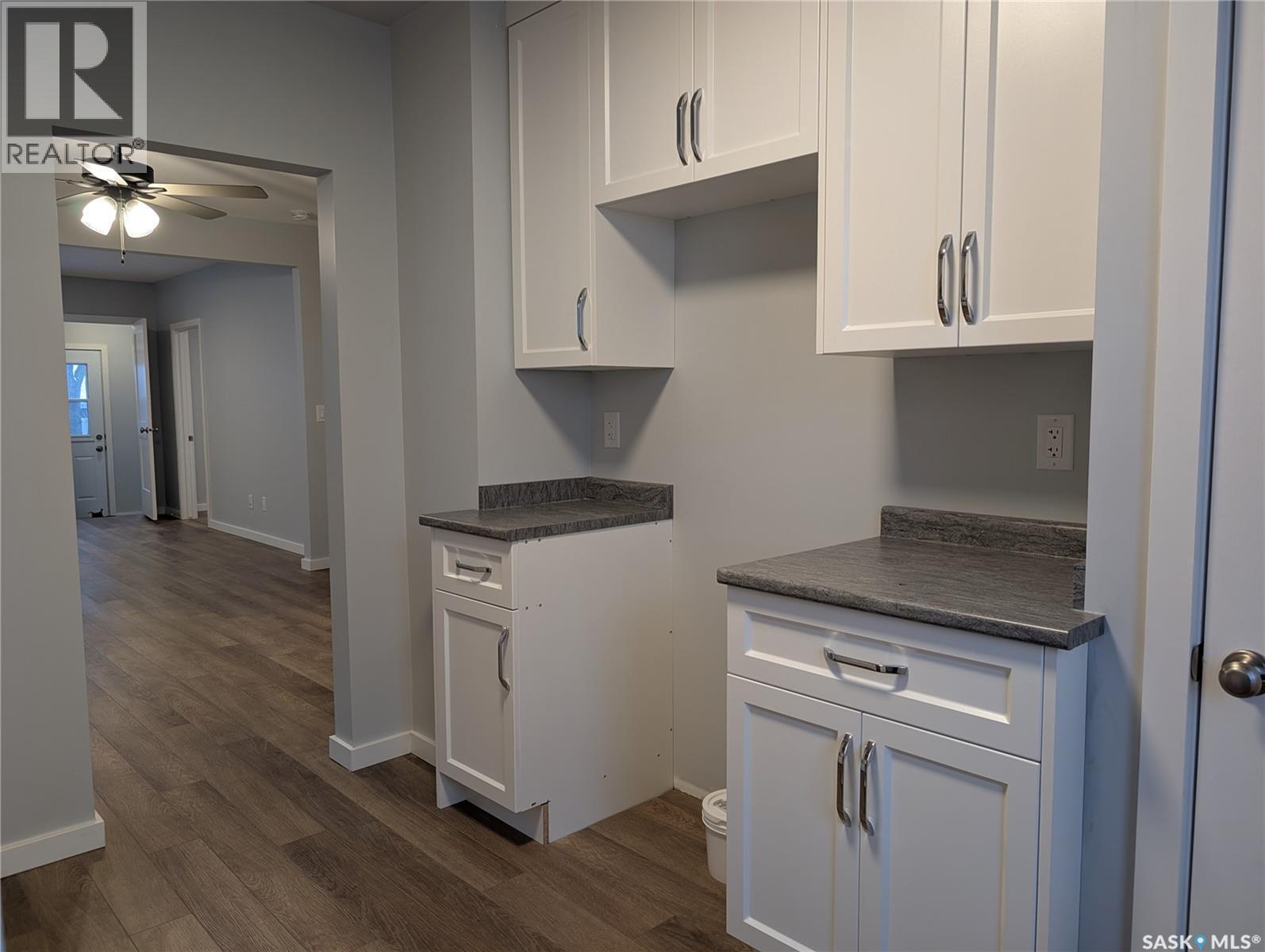 102 32Nd Street W, Saskatoon, SK - Indoor