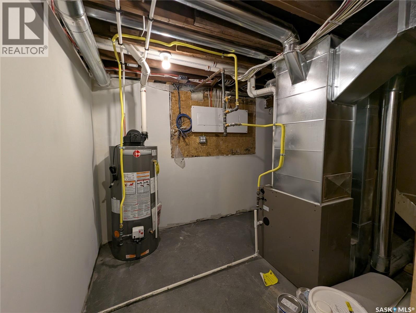 102 32Nd Street W, Saskatoon, SK - Indoor Photo Showing Basement