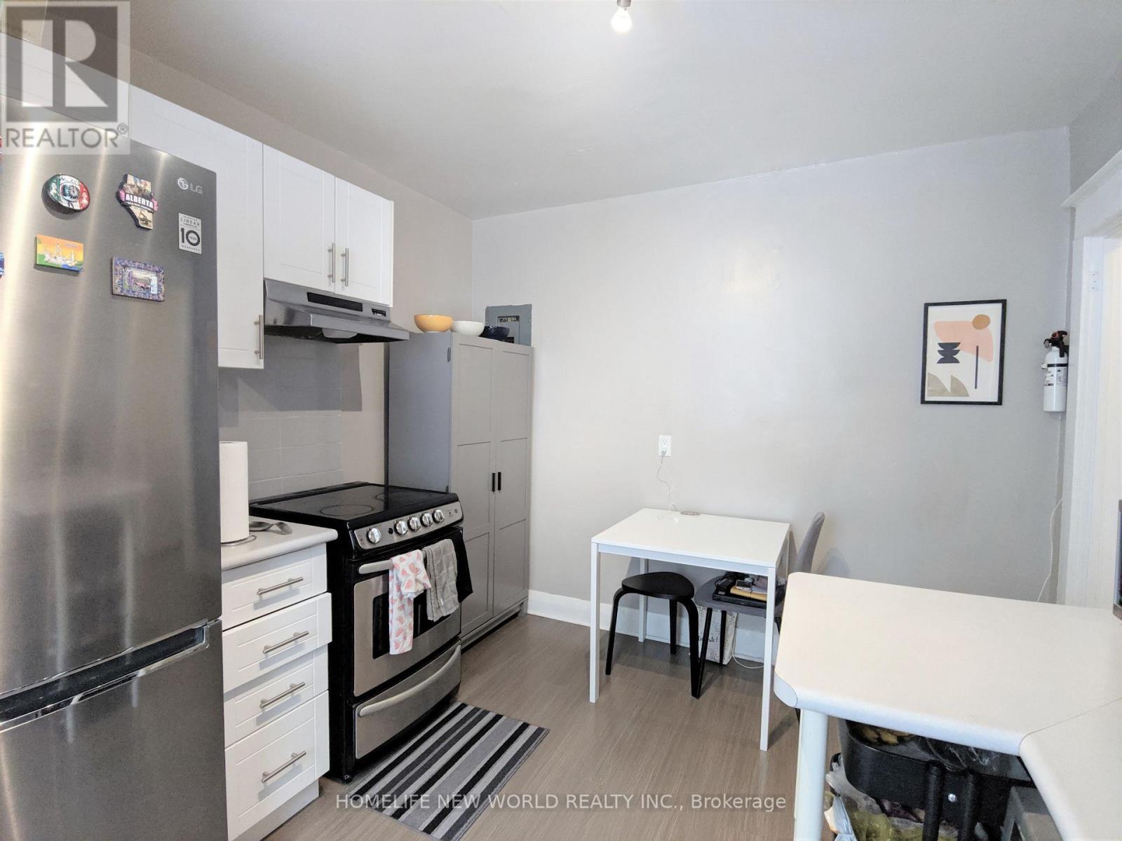 2Nd - 566 Glebeholme Boulevard, Toronto, ON - Indoor Photo Showing Kitchen