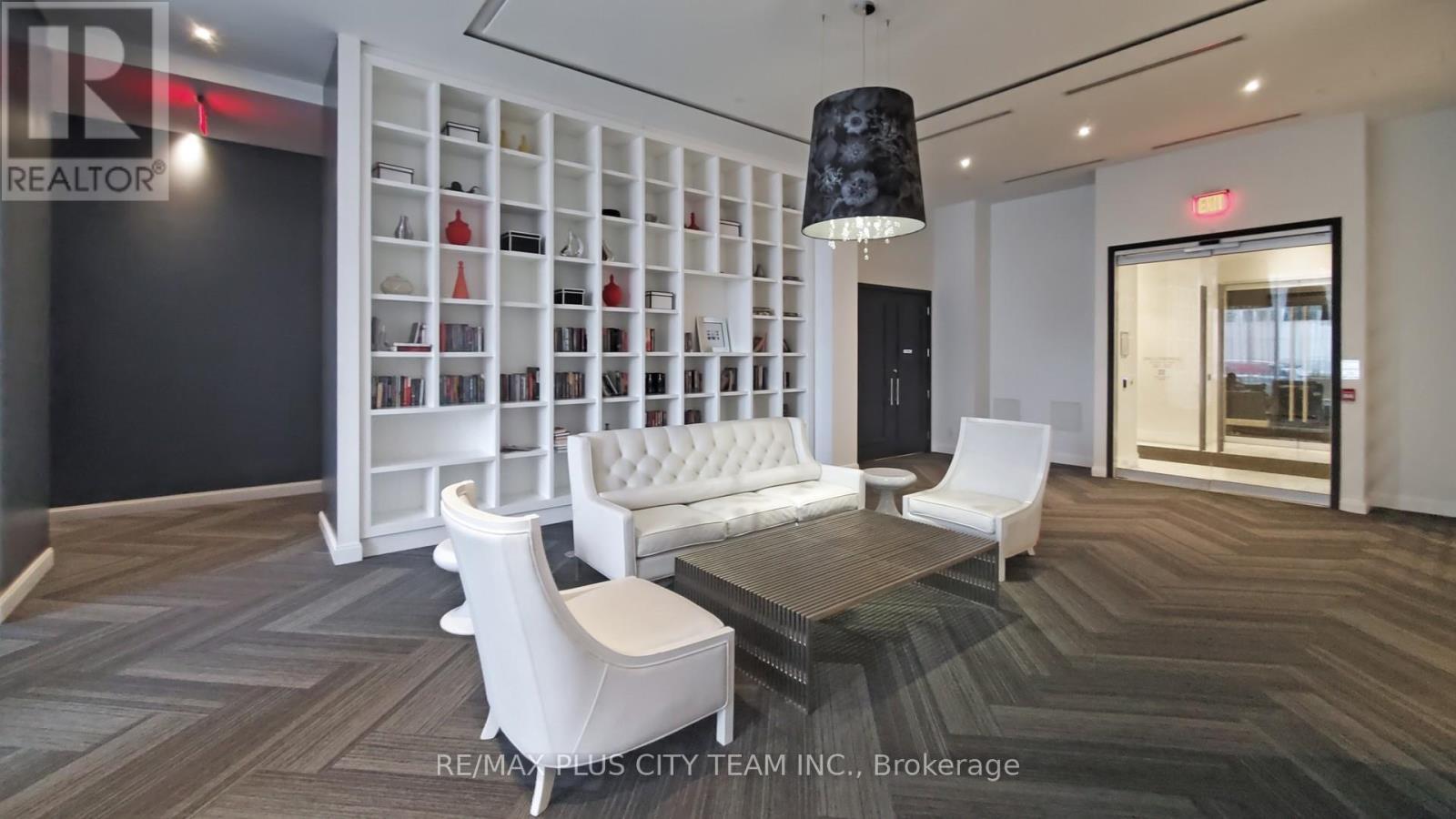 2316 - 88 Park Lawn Road, Toronto, ON - Indoor Photo Showing Other Room