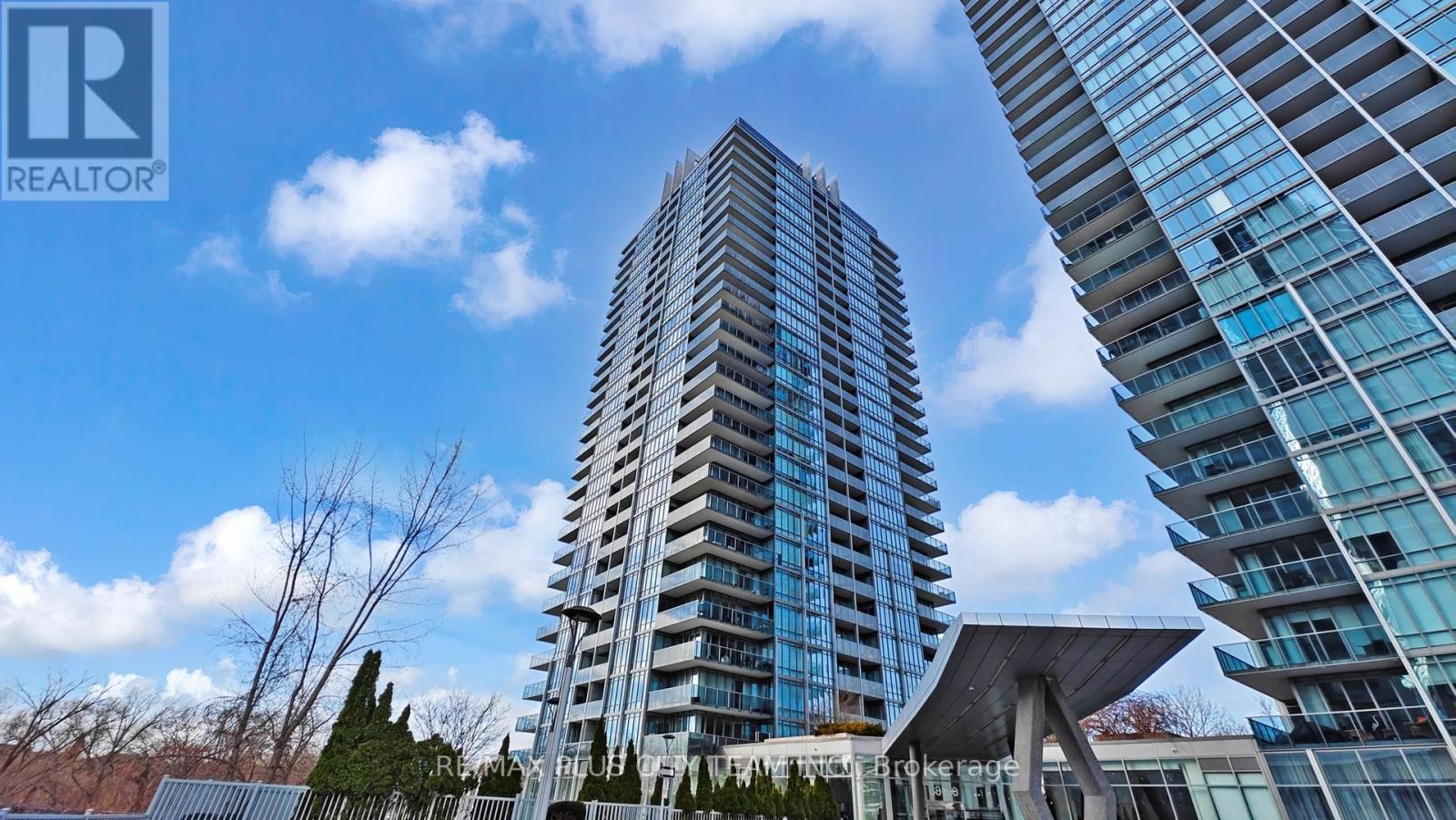 2316 - 88 Park Lawn Road, Toronto, ON - Outdoor With Facade