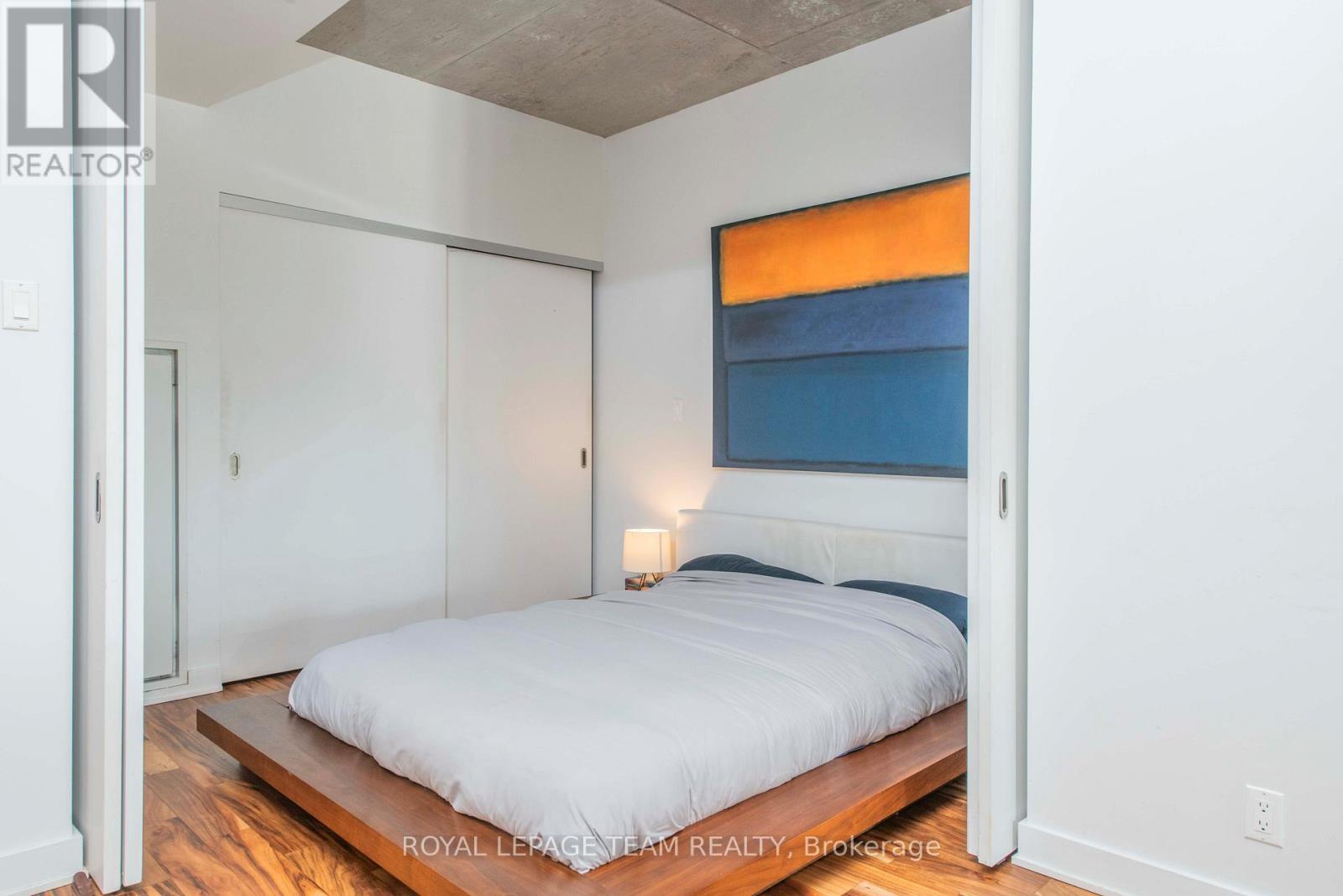 306 - 360 Mcleod Street, Ottawa, ON - Indoor Photo Showing Bedroom