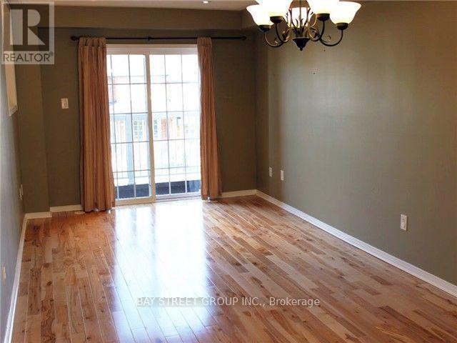 2321 Saddlecreek Crescent, Oakville, ON - Indoor Photo Showing Other Room