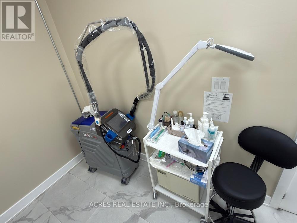 10 - 860 North Park Drive, Brampton, ON