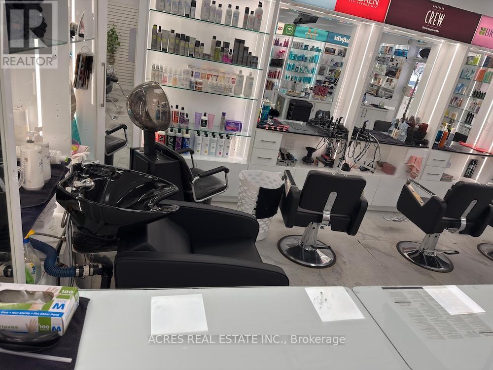 10 - 860 North Park Drive, Brampton, ON