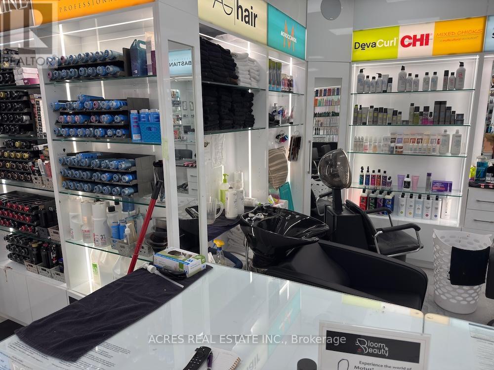 10 - 860 North Park Drive, Brampton, ON