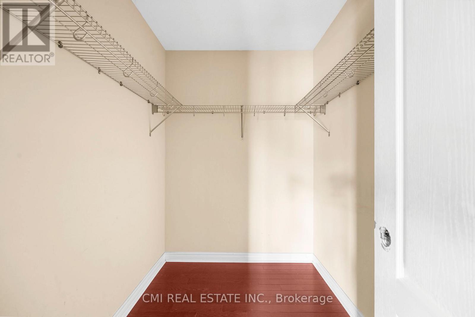 5 Decorso Drive N, Brampton, ON - Indoor With Storage