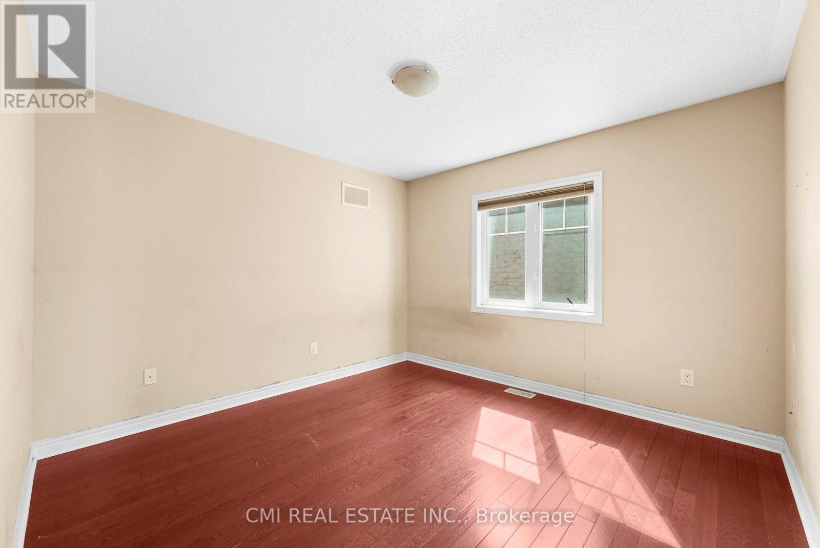 5 Decorso Drive N, Brampton, ON - Indoor Photo Showing Other Room