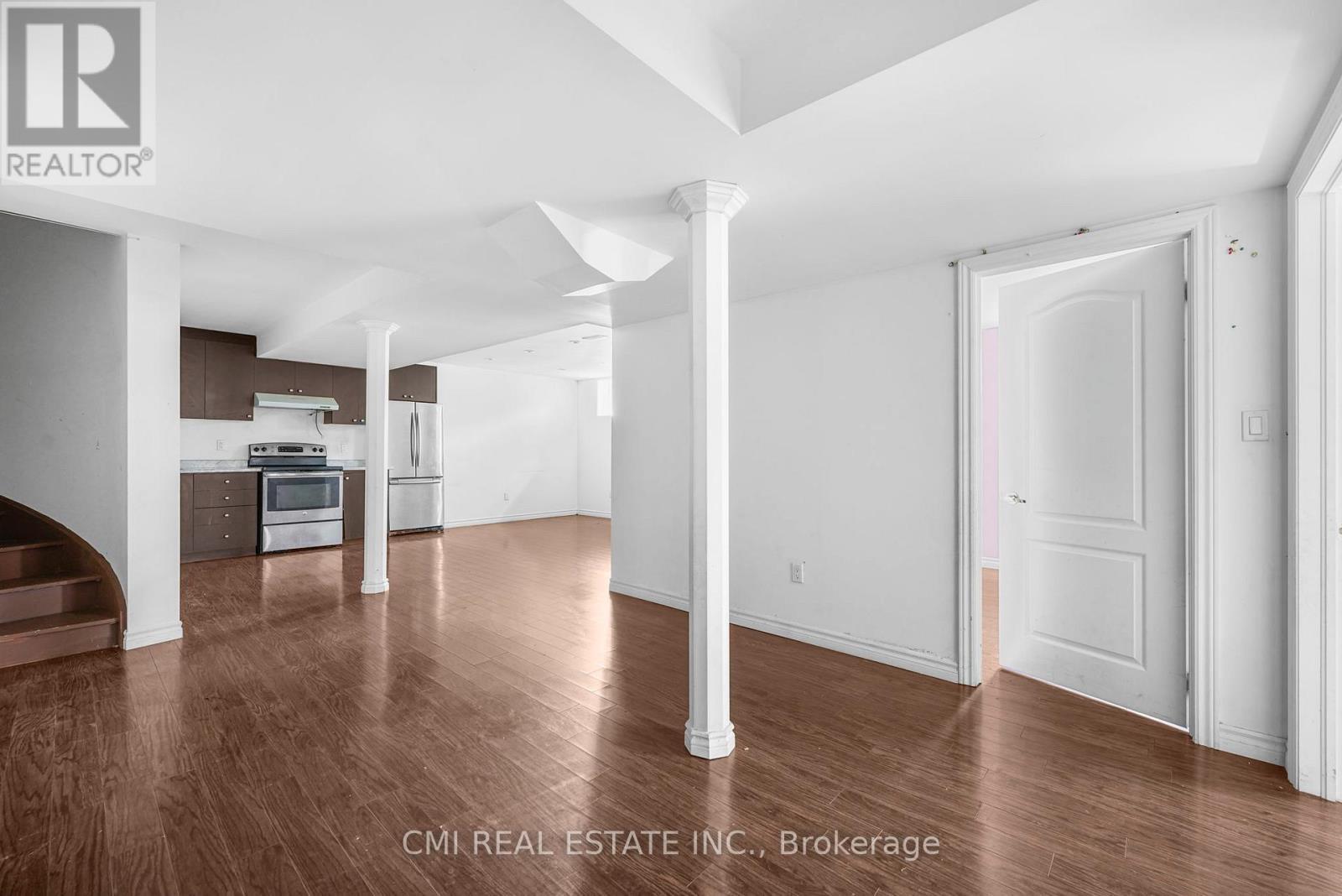 5 Decorso Drive N, Brampton, ON - Indoor